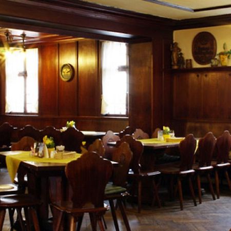 Traditionsgasthof Gruener Baum 바트 슈타펠슈타인 외부 사진